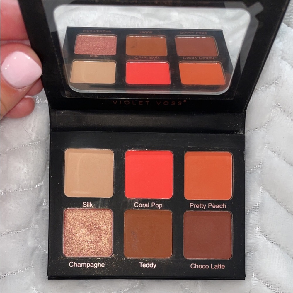 Violet Voss Eyeshadow Palette